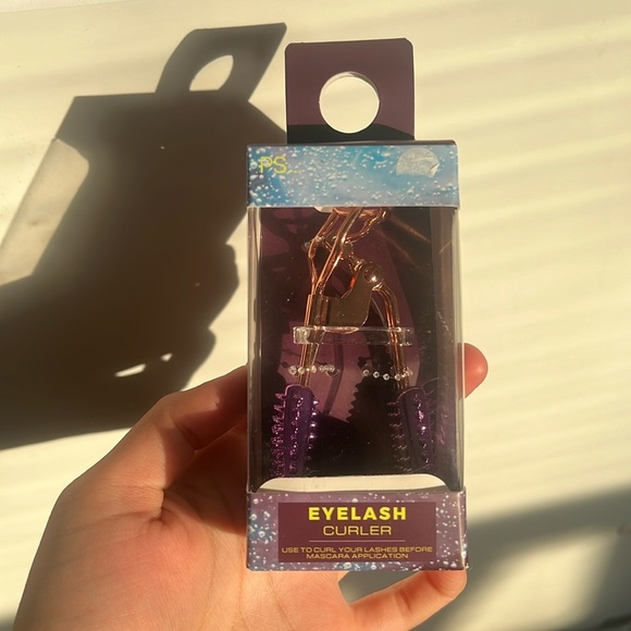 Eyelash curler new purple cute makeup tool - Picture 2 of 7